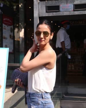 Photos: Sonal Chauhan Spotted At Food Hall