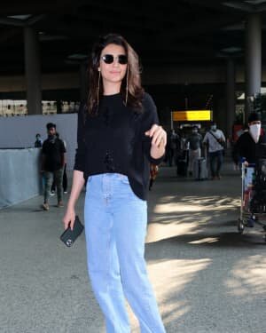Karishma Tanna - Photos: Celebs Spotted At Airport | Picture 1758451