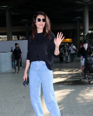 Karishma Tanna - Photos: Celebs Spotted At Airport | Picture 1758450