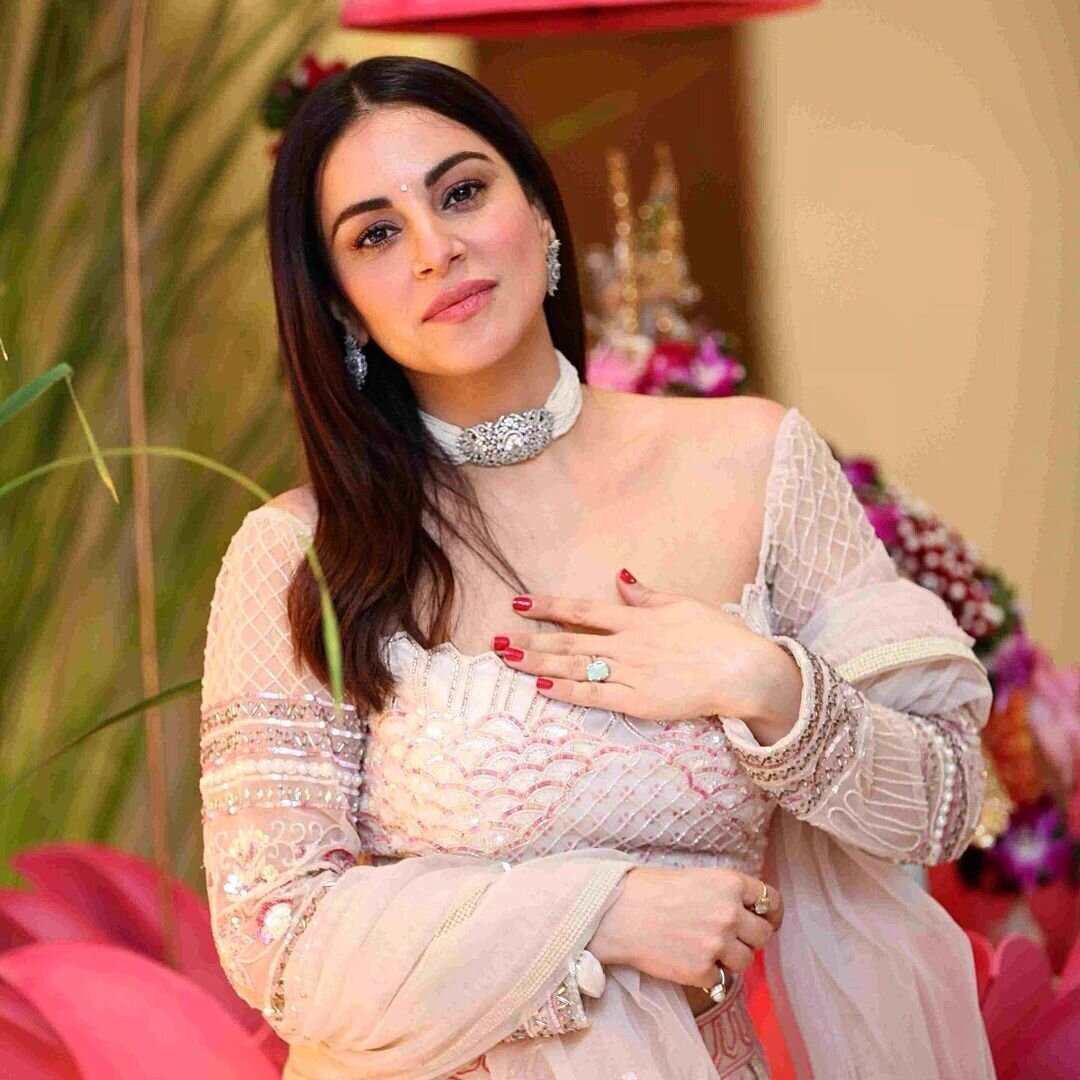 Shraddha Arya Latest Photos | Picture 1759835