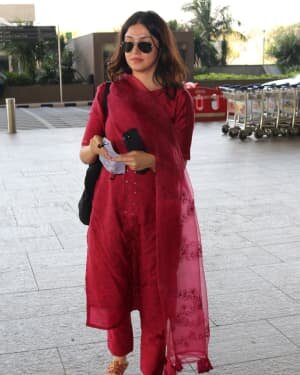 Divya Khosla - Photos: Celebs Spotted At Airport | Picture 1760751