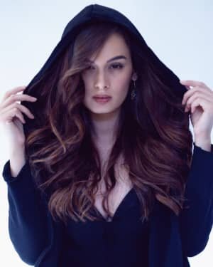 Evelyn Sharma Latest Photos | Picture 1740352