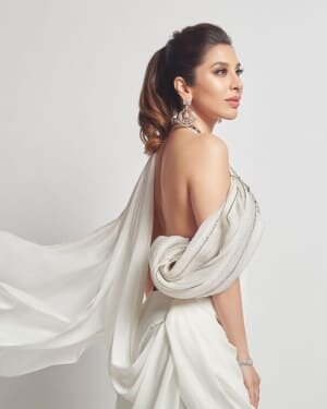 Sophie Choudry Latest Photos | Picture 1745776