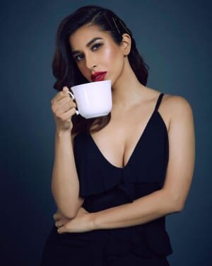 Sophie Choudry Latest Photos | Picture 1745787