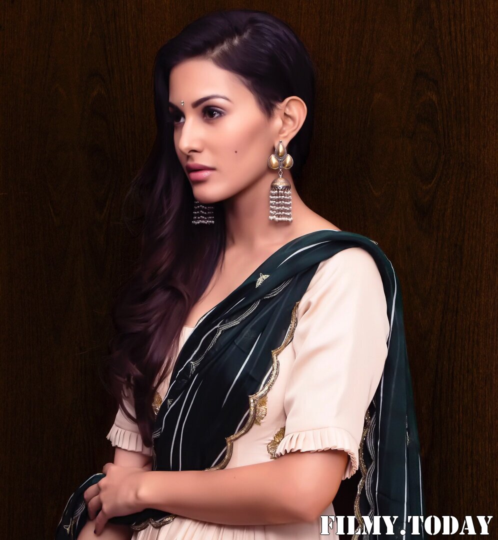 Amyra Dastur Latest Photos | Picture 1735472