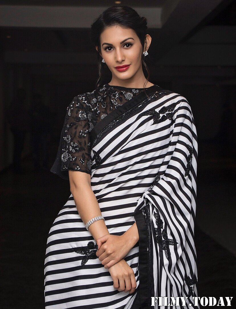 Amyra Dastur Latest Photos | Picture 1735474