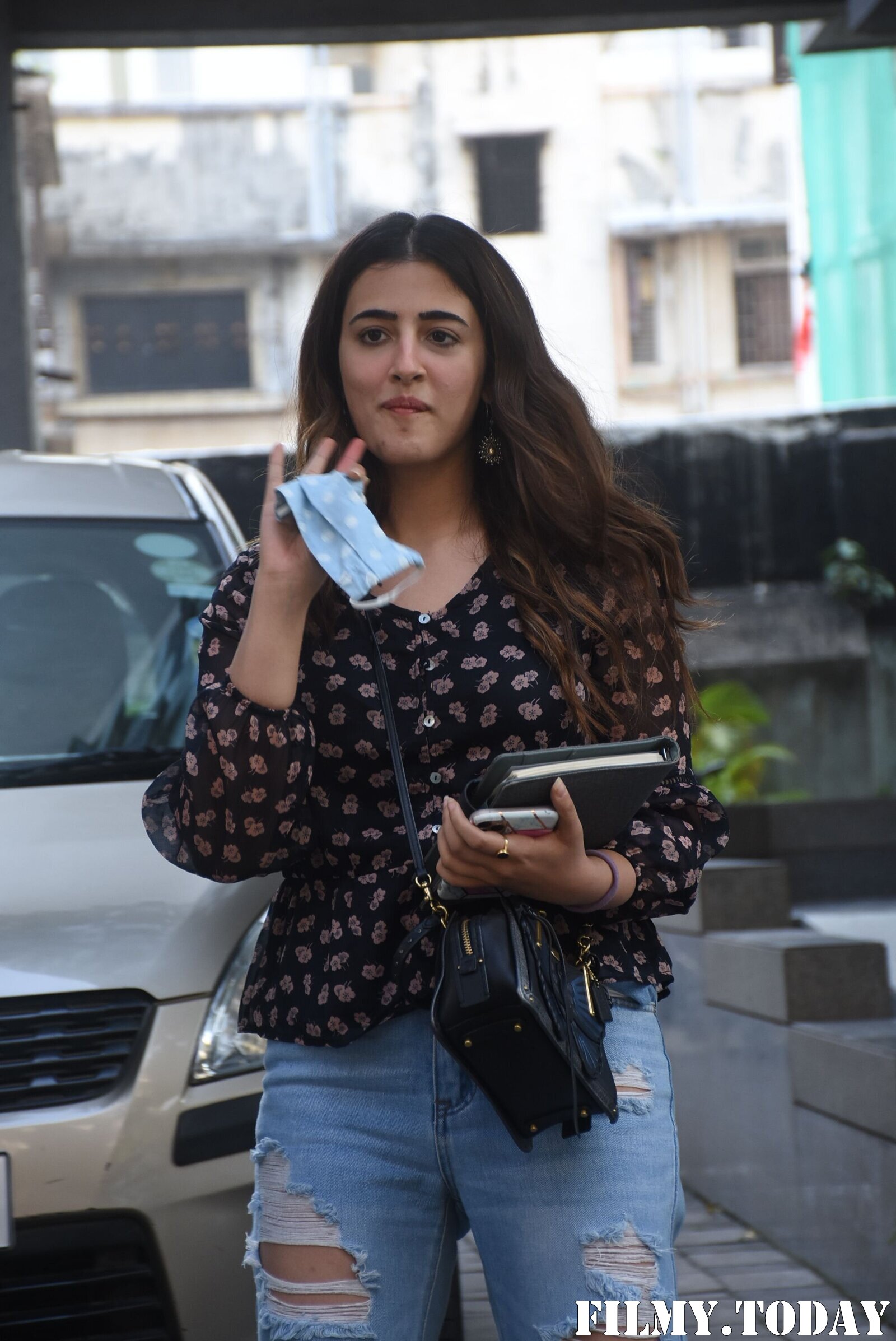 Nupur Sanon - Photos: Celebs Spotted At Bandra | Picture 1750947