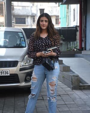Nupur Sanon - Photos: Celebs Spotted At Bandra | Picture 1750949