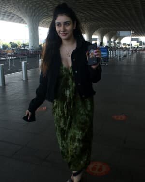 Warina Hussain - Photos: Celebs Spotted At Airport | Picture 1782869