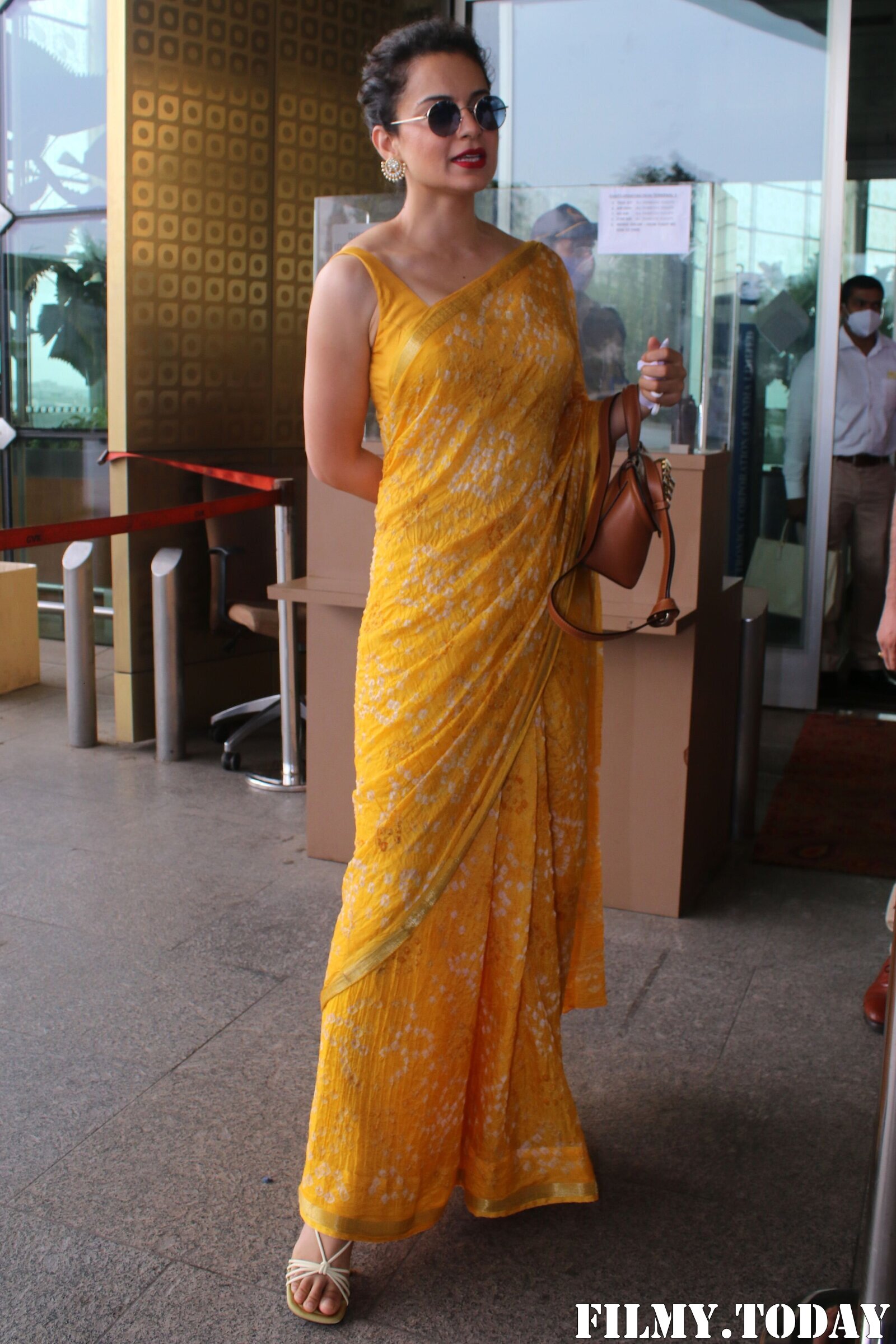 Kangana Ranaut - Photos: Celebs Spotted At Airport | Picture 1790084