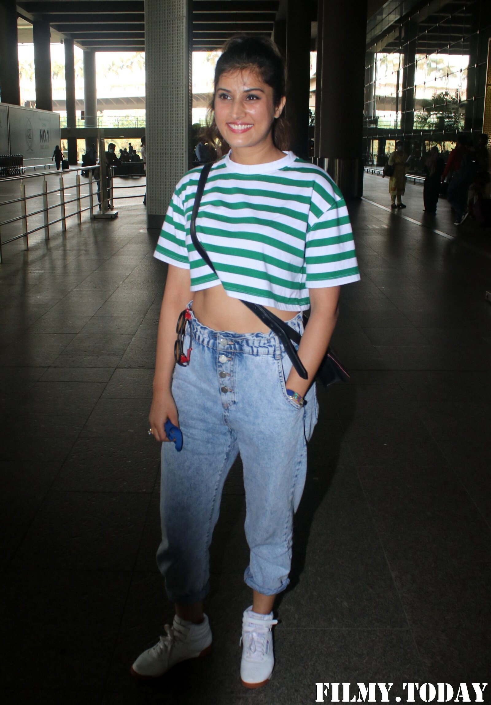 Divinaa Thackur - Photos: Celebs Spotted At Airport | Picture 1791151