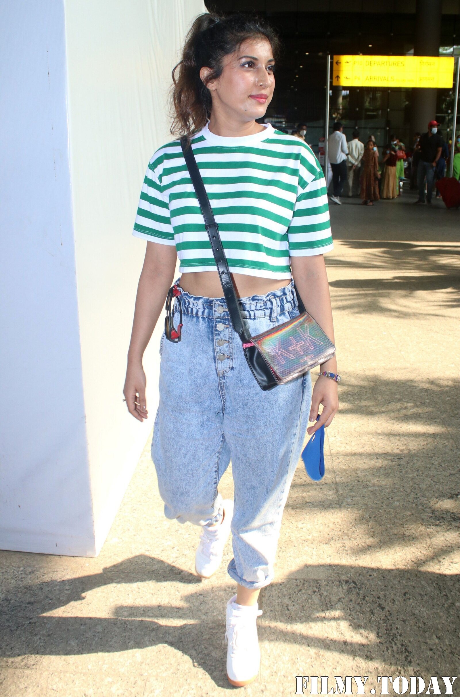 Divinaa Thackur - Photos: Celebs Spotted At Airport | Picture 1791157