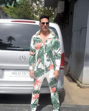 Akshay Kumar - Photos: Promotion Of Film Bell Bottom At Pooja Entertainment Office | Picture 1820842