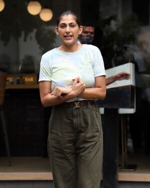 Kubbra Sait - Photos: Celebs Spotted At Bandra | Picture 1820894