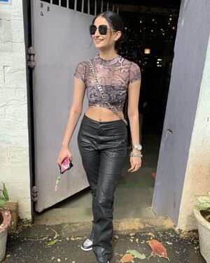 Palak Tiwari - Photos: Celebs Spotted At Versova | Picture 1821091
