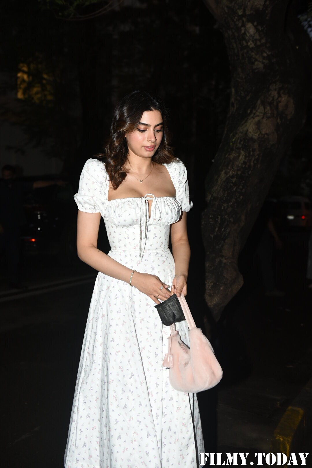 Khushi Kapoor - Photos: Celebs At Rhea Kapoor Wedding Party At Anil Kapoor's House | Picture 1822243
