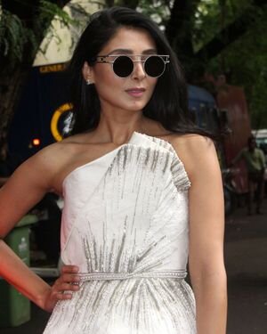 Pernia Qureshi - Photos: Celebs Spotted At Juhu | Picture 1821318