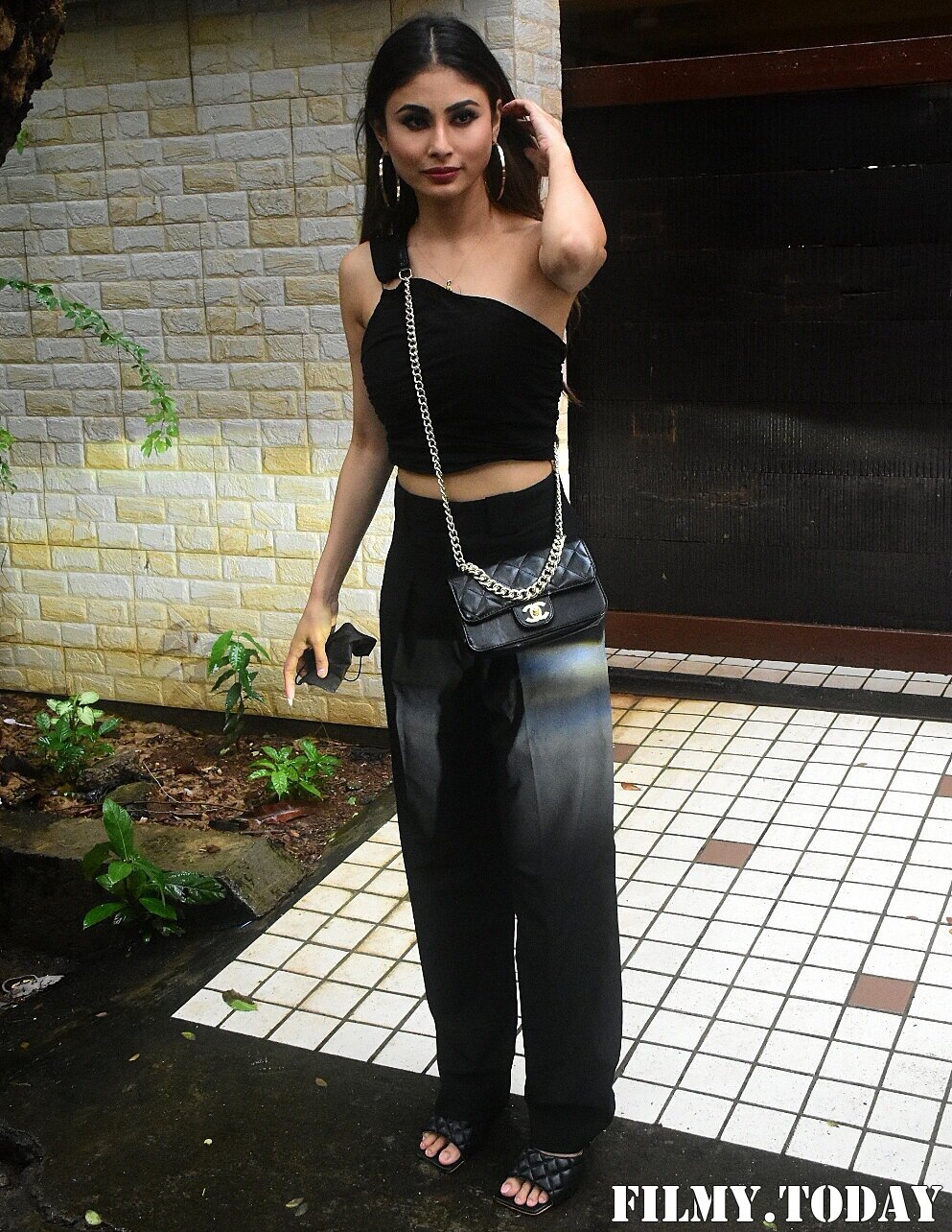 Mouni Roy - Photos: Celebs Spotted At Bandra | Picture 1822756