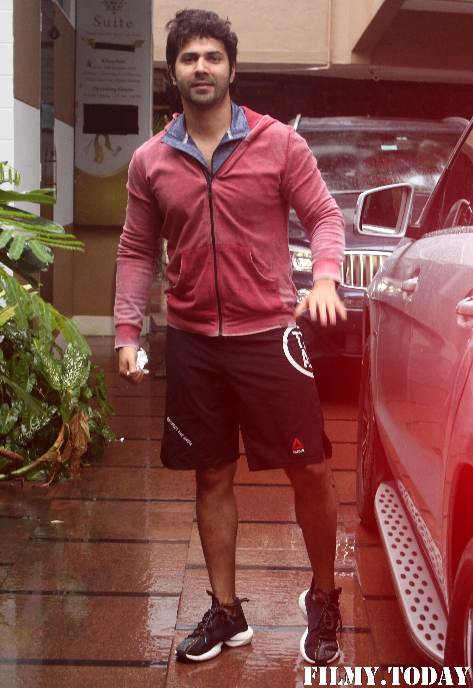Varun Dhawan - Photos: Celebs Spotted At Gym | Picture 1822752