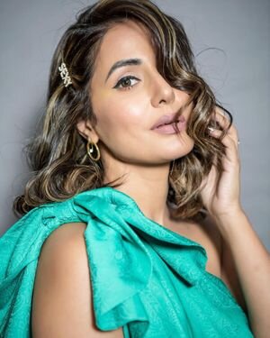 Hina Khan Latest Photos | Picture 1823292