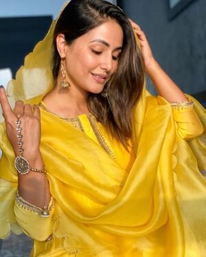 Hina Khan Latest Photos | Picture 1823250