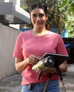 Karishma Tanna - Photos: Celebs Spotted At Juhu | Picture 1823618