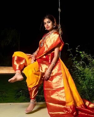 Divi Vadthya Latest Photos | Picture 1847875