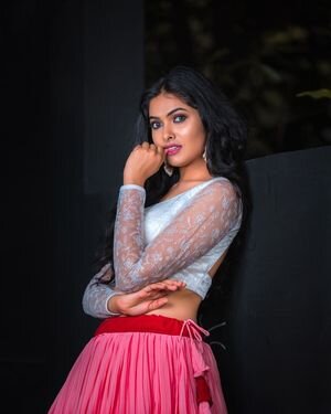 Divi Vadthya Latest Photos | Picture 1847861