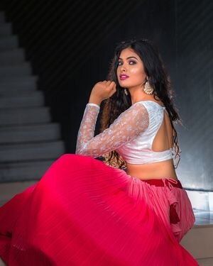 Divi Vadthya Latest Photos | Picture 1847863