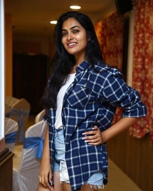 Divi Vadthya Latest Photos | Picture 1847944