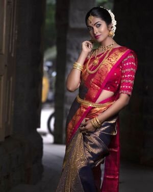 Divi Vadthya Latest Photos | Picture 1847822