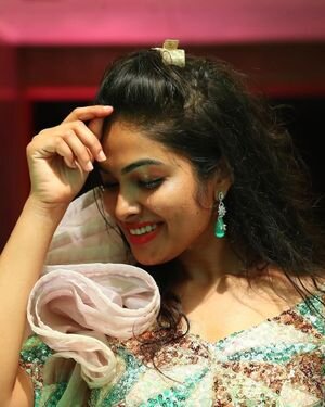 Divi Vadthya Latest Photos | Picture 1847892