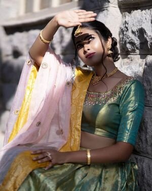 Divi Vadthya Latest Photos | Picture 1847819
