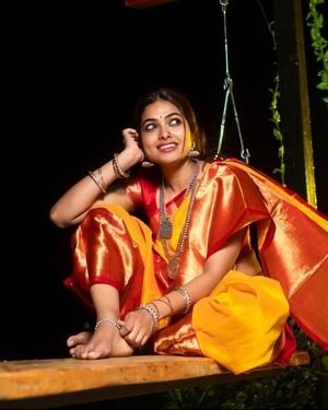 Divi Vadthya Latest Photos | Picture 1847873