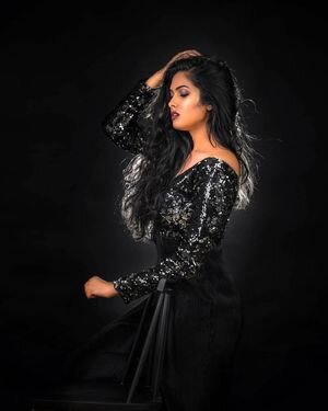 Divi Vadthya Latest Photos | Picture 1847858