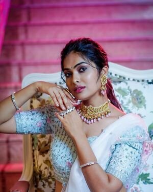 Divi Vadthya Latest Photos | Picture 1847951
