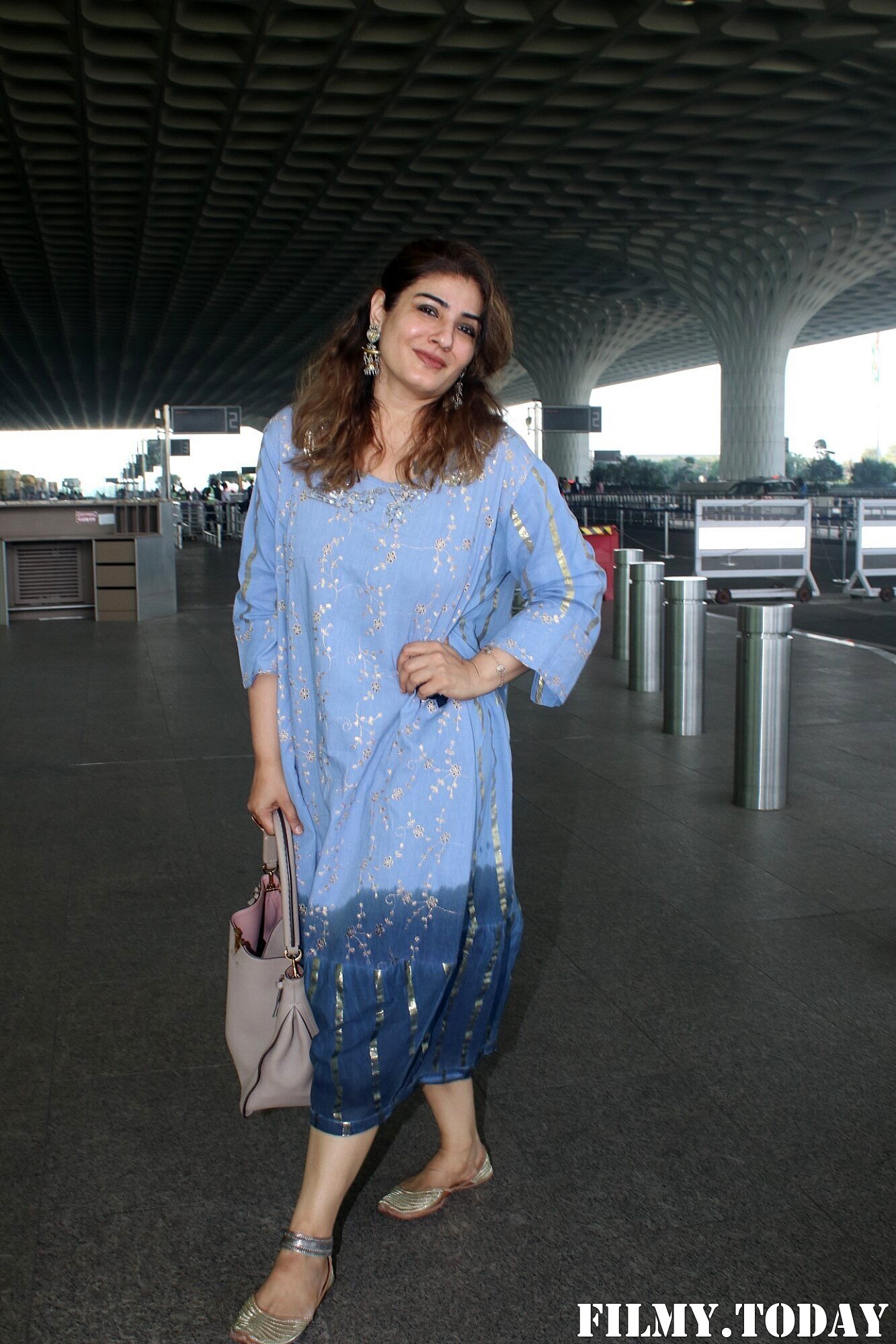 Raveena Tandon - Photos: Celebs Spotted At Airport | Picture 1847660