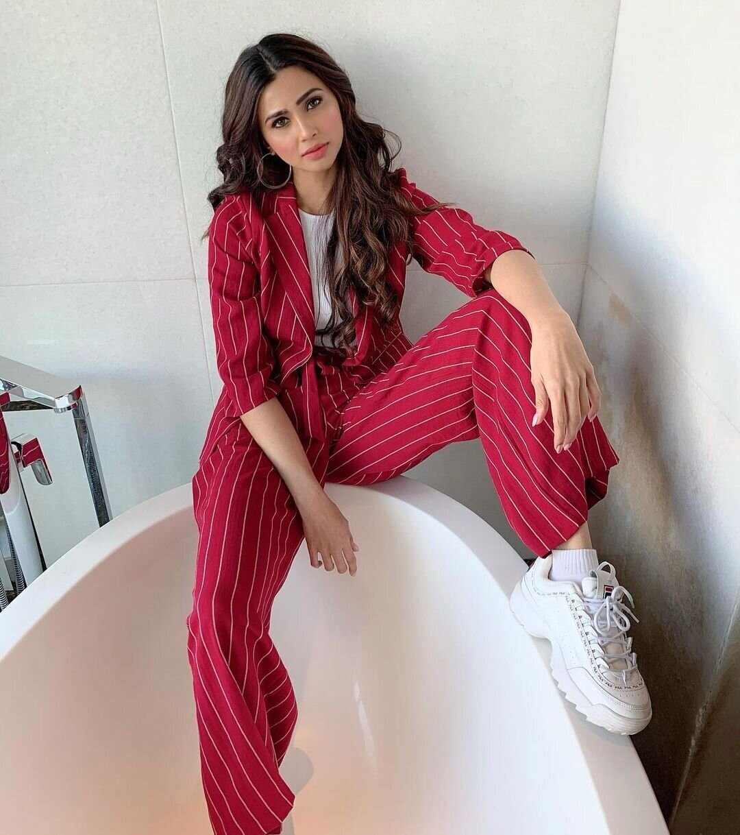 Daisy Shah Latest Photos | Picture 1849071