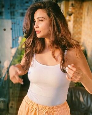 Daisy Shah Latest Photos | Picture 1849077