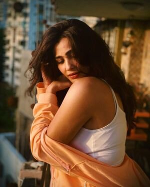 Daisy Shah Latest Photos | Picture 1849082