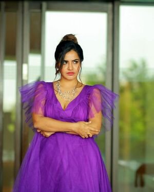Ashu Reddy Latest Photos | Picture 1849837