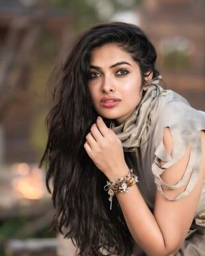 Divi Vadthya Latest Photos | Picture 1849945