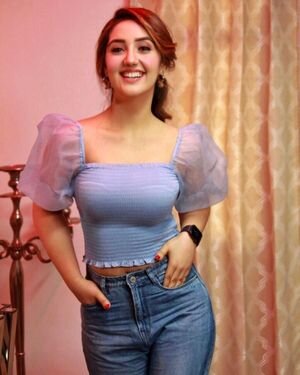 Ashnoor Kaur Latest Photos | Picture 1850415