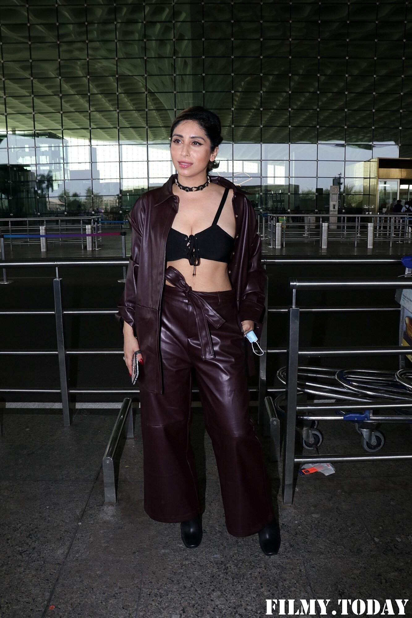 Neha Bhasin - Photos: Celebs Spotted At Airport | Picture 1850743