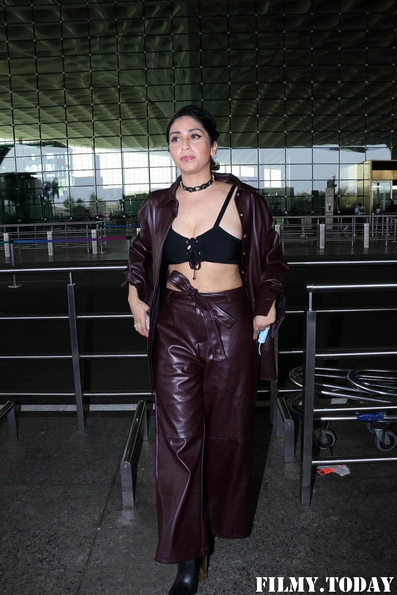 Neha Bhasin - Photos: Celebs Spotted At Airport | Picture 1850741