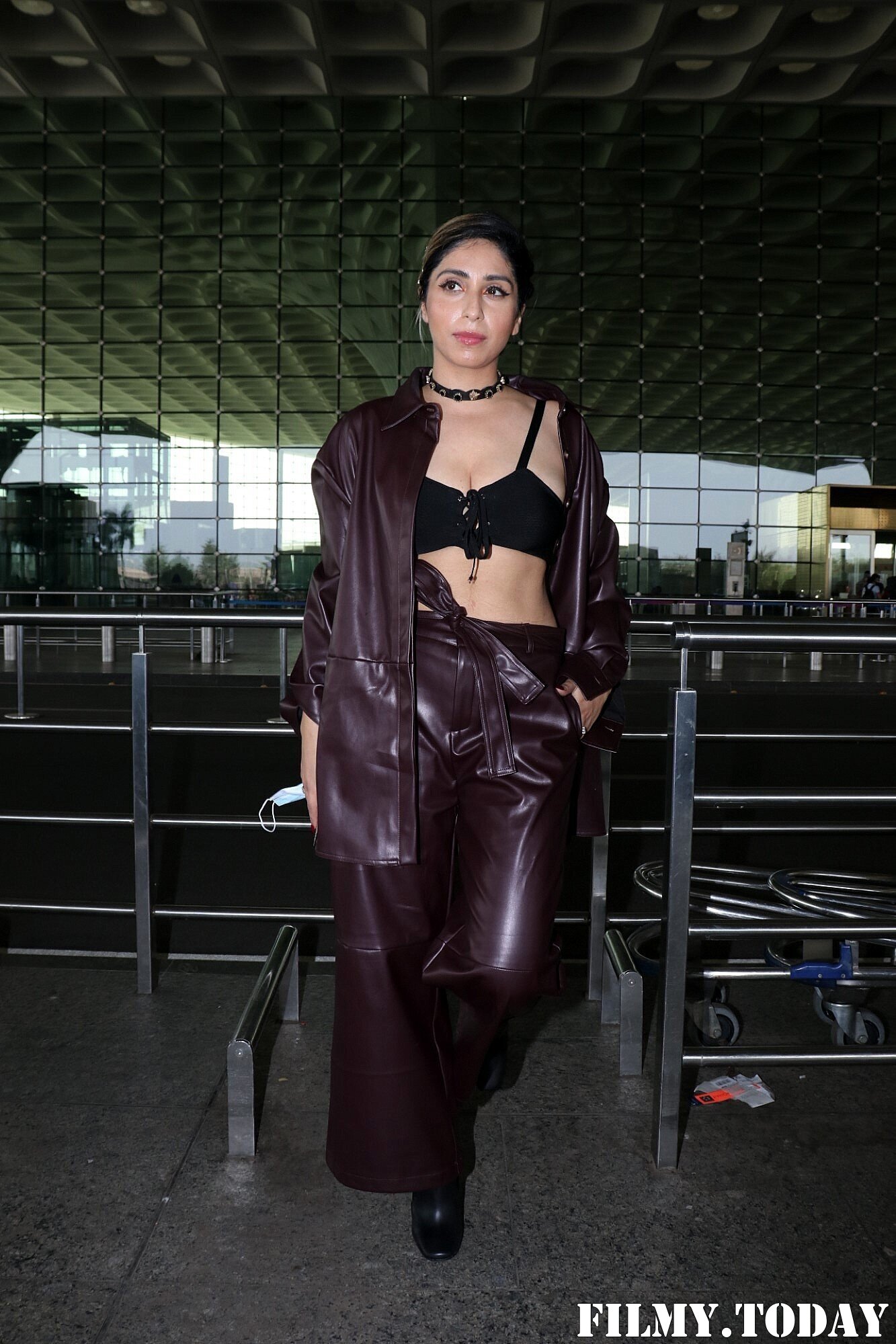 Neha Bhasin - Photos: Celebs Spotted At Airport | Picture 1850748