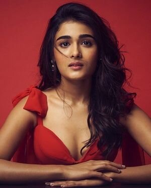 Shalini Pandey Latest Photos | Picture 1851207