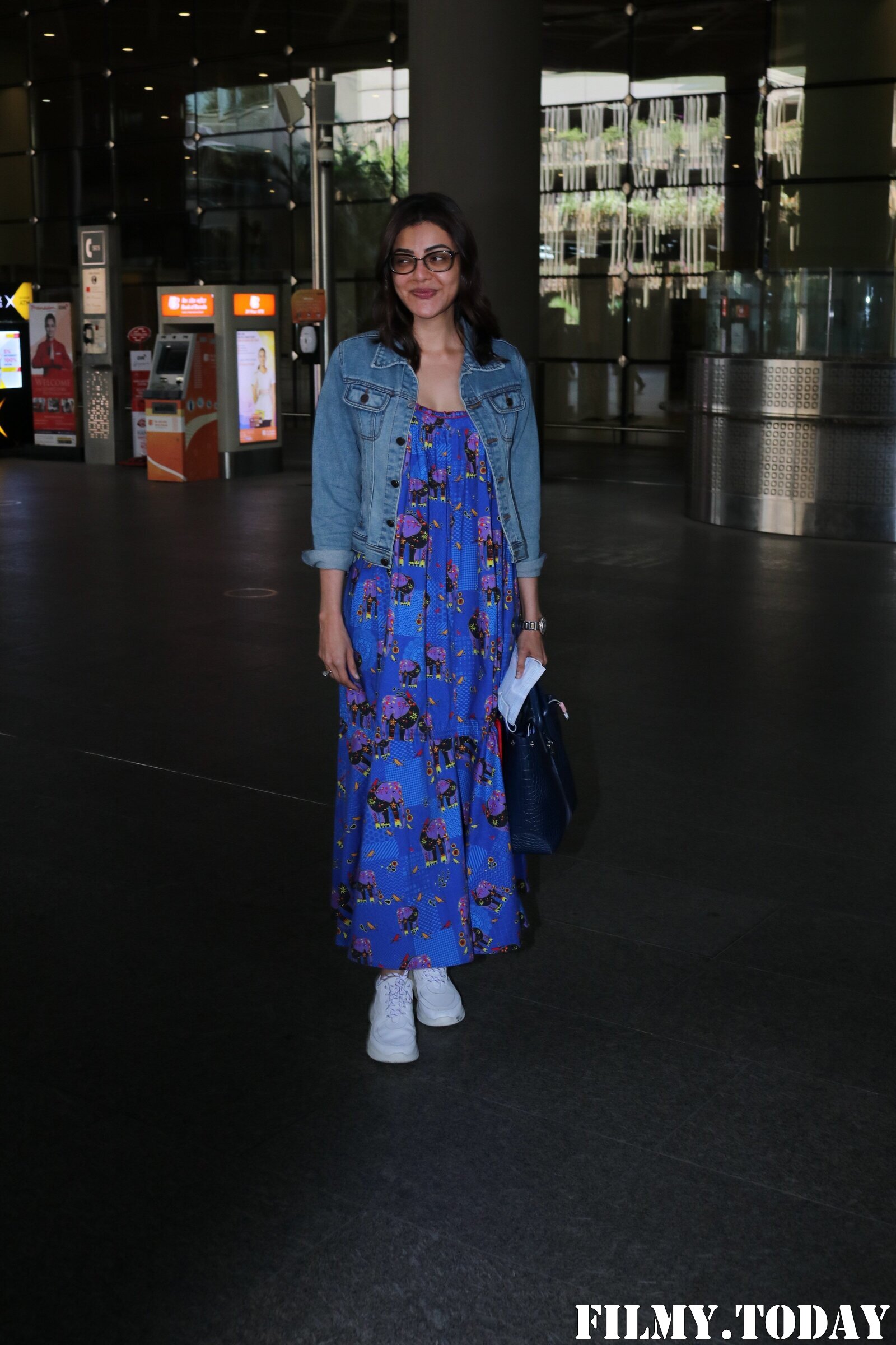 Kajal Aggarwal - Photos: Celebs Spotted At Airport | Picture 1771406