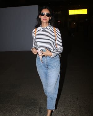 Sonal Chauhan - Photos: Celebs Spotted At Airport | Picture 1776374