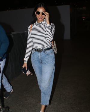 Sonal Chauhan - Photos: Celebs Spotted At Airport | Picture 1776377